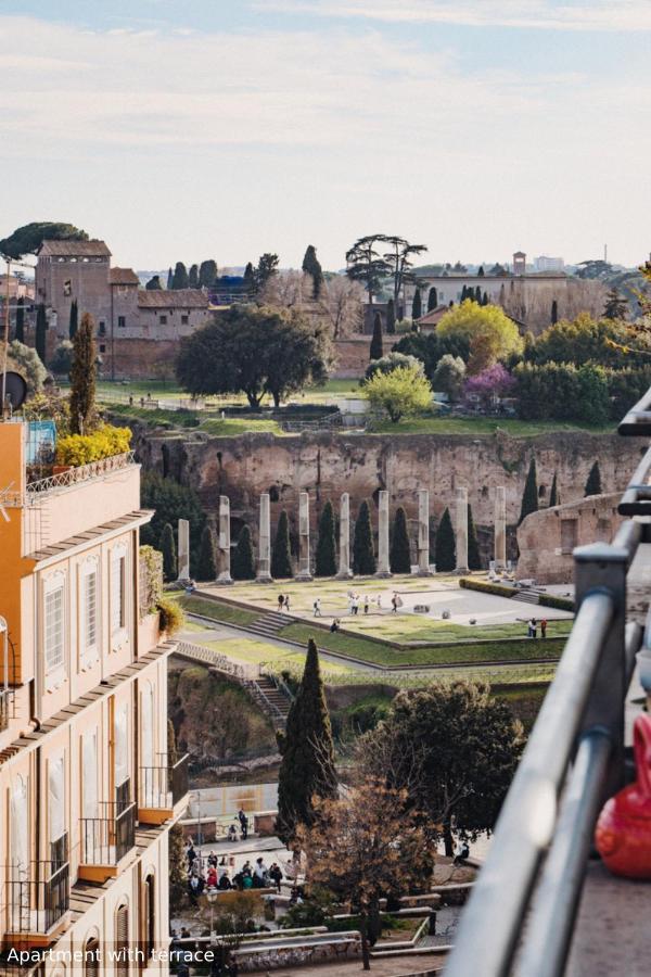 La Polveriera, Appartamenti Eleganti E Luminosi Vicino Al Colosseo Рим Экстерьер фото
